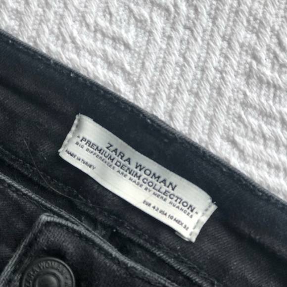 Zara Women’s High Rise Skinny Jean - Picture 3 of 3